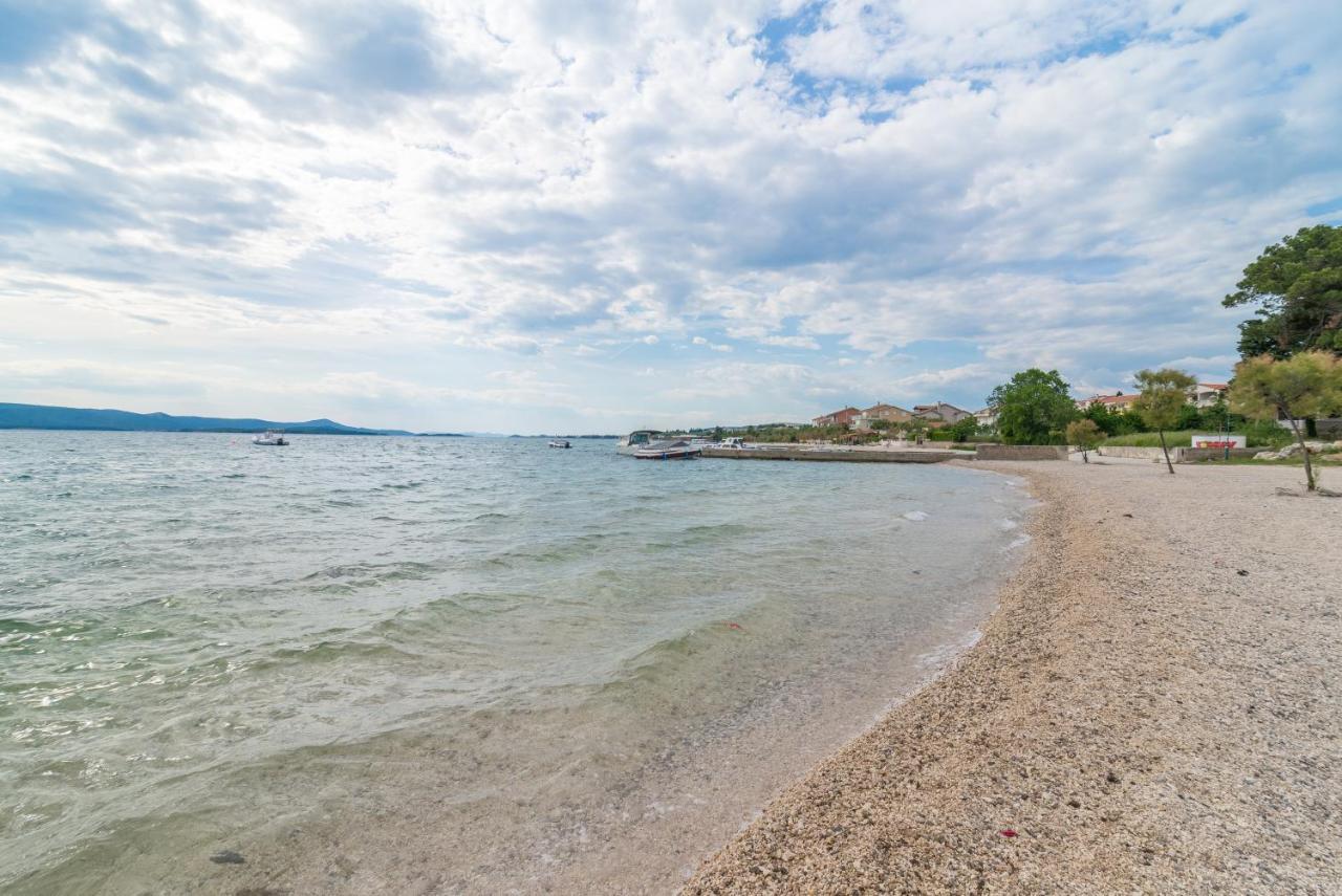 Apartments Bepina Biograd Na Moru Luaran gambar