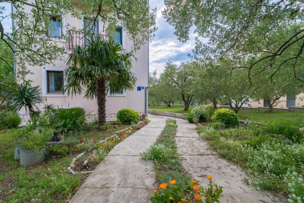Apartments Bepina Biograd Na Moru Luaran gambar