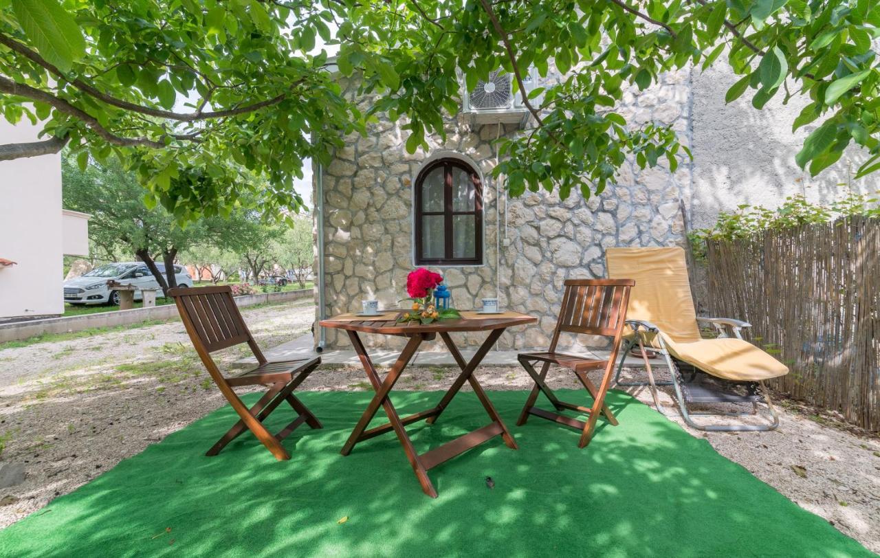 Apartments Bepina Biograd Na Moru Luaran gambar