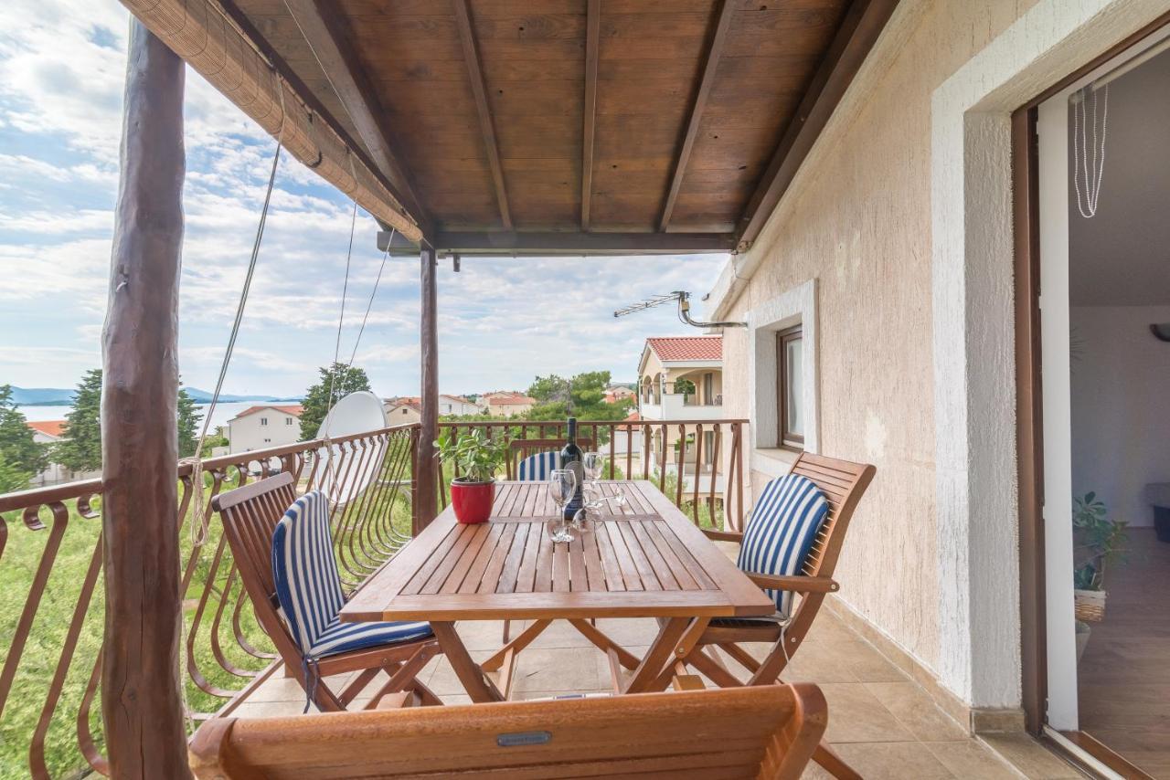 Apartments Bepina Biograd Na Moru Luaran gambar