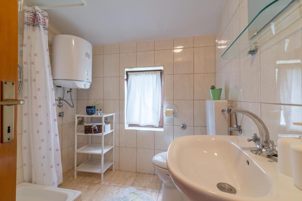 Apartments Bepina Biograd Na Moru Luaran gambar